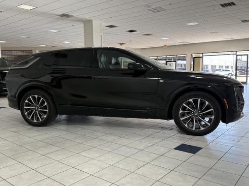 2025 Cadillac LYRIQ Sport w/1SF