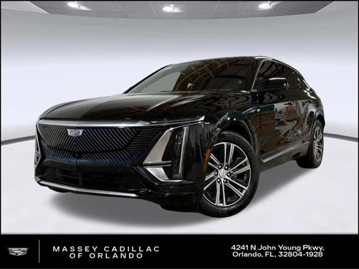 Stellar Black Metallic 2024 Cadillac LYRIQ Luxury