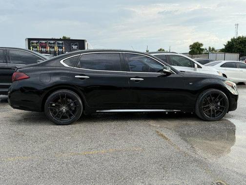 2019 INFINITI Q70L 3.7X LUXE