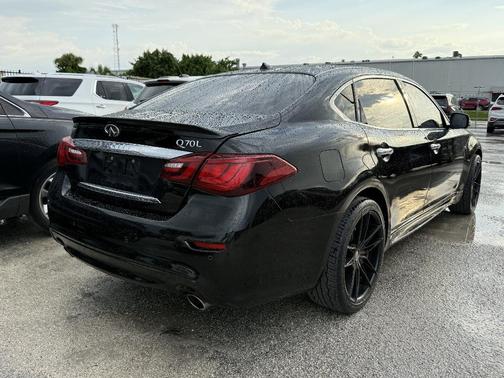 2019 INFINITI Q70L 3.7X LUXE