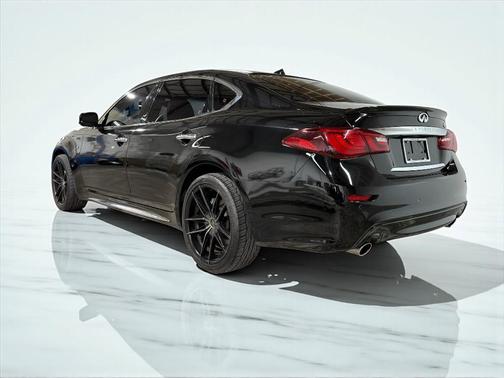 2019 INFINITI Q70L 3.7X LUXE