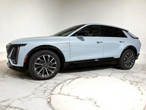 2025 Cadillac LYRIQ Sport w/1SJ