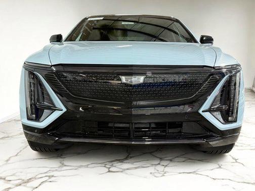 2025 Cadillac LYRIQ Sport w/1SJ