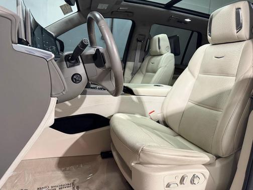 Crystal White Tricoat 2023 Cadillac Escalade Sport Platinum