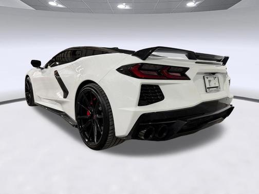 Arctic White 2023 Chevrolet Corvette Stingray w/2LT
