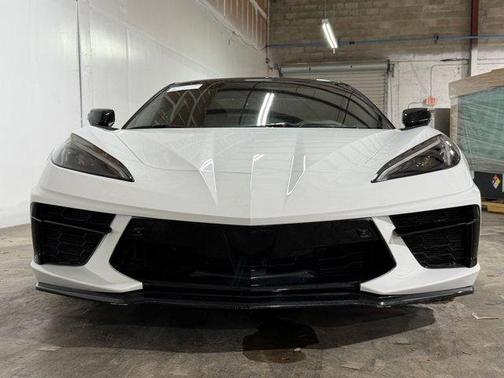 Arctic White 2023 Chevrolet Corvette Stingray w/2LT