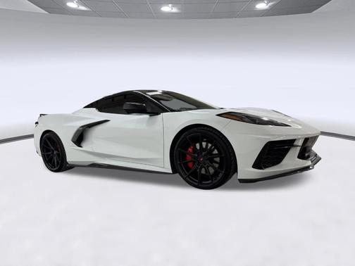 Arctic White 2023 Chevrolet Corvette Stingray w/2LT