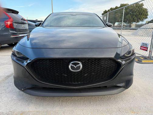 2019 Mazda Mazda3 FWD w/Premium Package