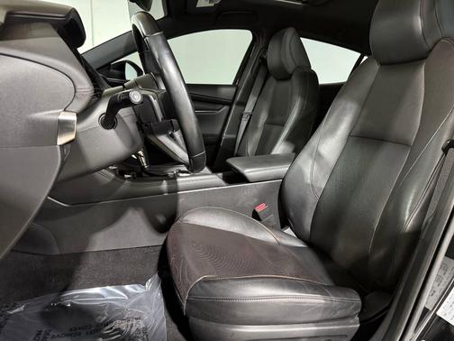 2019 Mazda Mazda3 FWD w/Premium Package