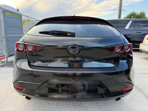 2019 Mazda Mazda3 FWD w/Premium Package