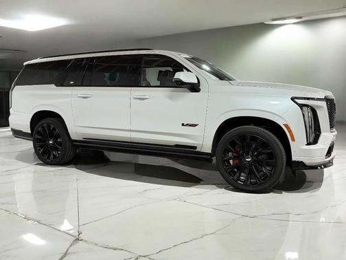 2025 Cadillac Escalade ESV V-Series