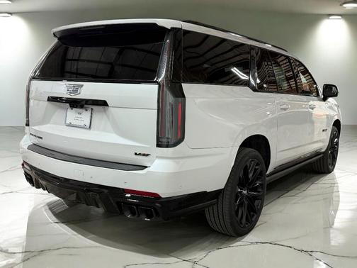 2025 Cadillac Escalade ESV V-Series