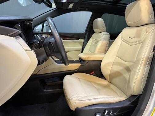 2018 Cadillac XT5 Premium Luxury