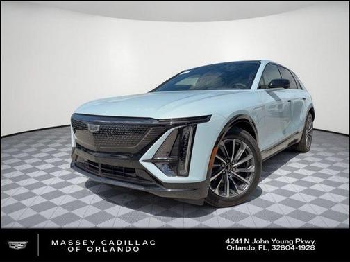 Nimbus Metallic 2024 Cadillac LYRIQ Sport