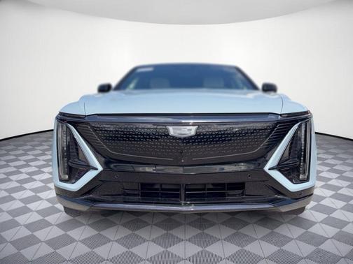 Nimbus Metallic 2024 Cadillac LYRIQ Sport