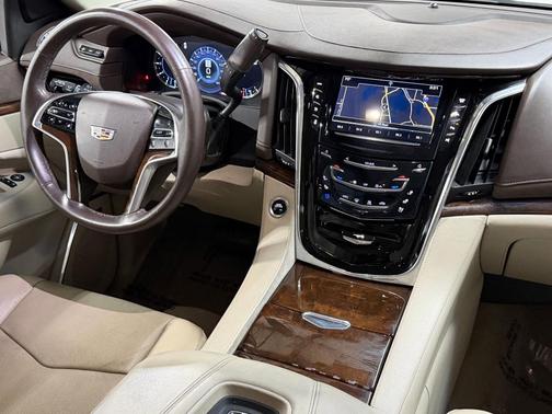 Crystal White Tricoat 2017 Cadillac Escalade Premium Luxury