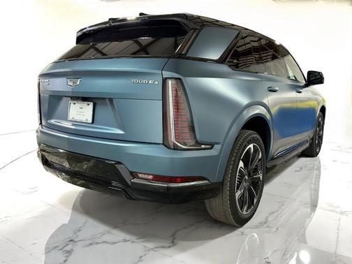 2025 Cadillac Escalade Sport