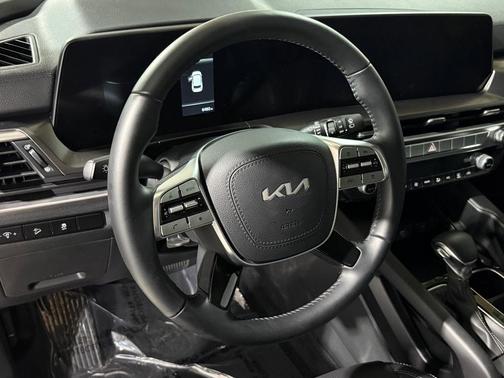 2024 Kia Telluride LX
