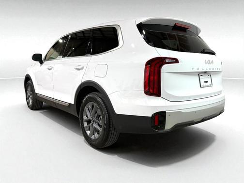 2024 Kia Telluride LX
