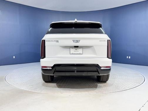 2025 Cadillac Escalade Luxury