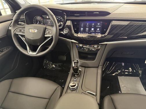 2025 Cadillac XT6 Premium Luxury FWD