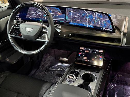 2026 Cadillac VISTIQ Sport