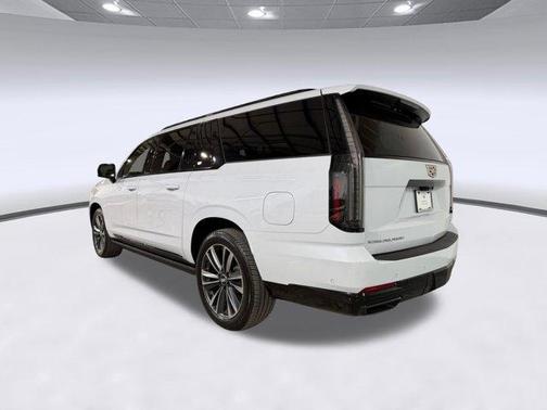 Vibrant White Tricoat 2026 Cadillac Escalade ESV Sport