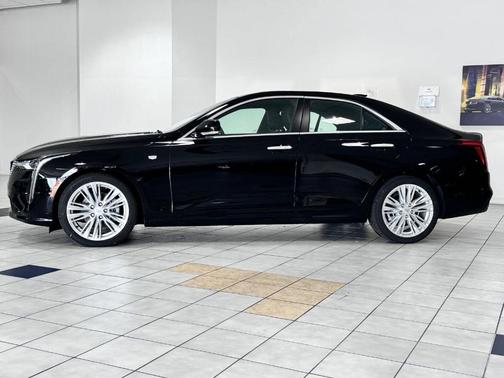 2025 Cadillac CT4 Premium Luxury