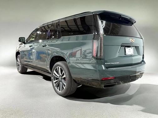 2026 Cadillac Escalade ESV Sport