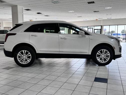 2025 Cadillac XT5 Luxury