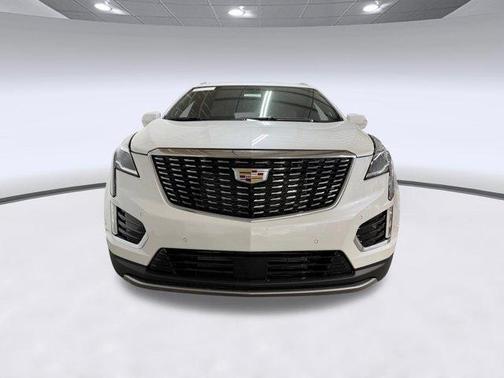 Crystal White Tricoat 2026 Cadillac XT5 Premium Luxury