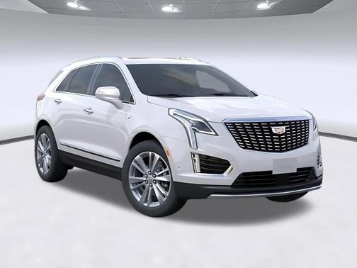 Crystal White Tricoat 2026 Cadillac XT5 Premium Luxury