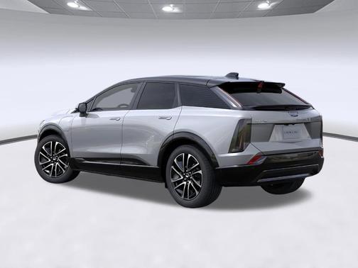 Argent Silver Metallic 2026 Cadillac OPTIQ Sport
