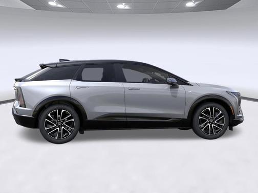 Argent Silver Metallic 2026 Cadillac OPTIQ Sport