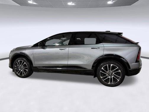 Argent Silver Metallic 2026 Cadillac OPTIQ Sport