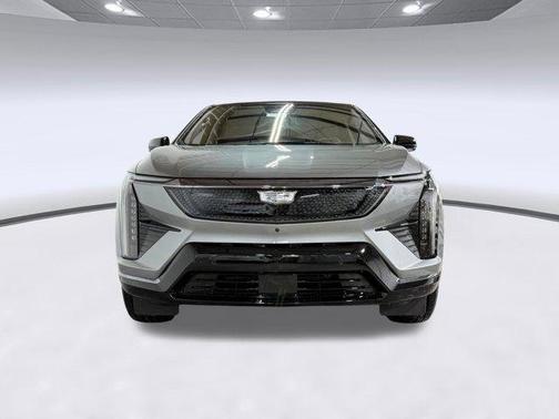 Argent Silver Metallic 2026 Cadillac OPTIQ Sport