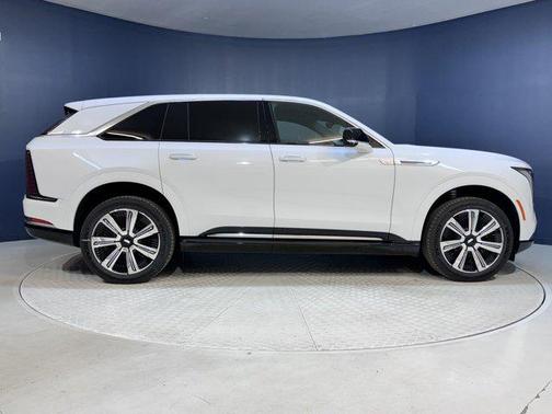2025 Cadillac Escalade IQ Luxury 2