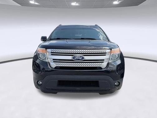 Tuxedo Black Metallic 2014 Ford Explorer XLT