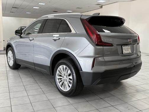 2024 Cadillac XT4 Luxury