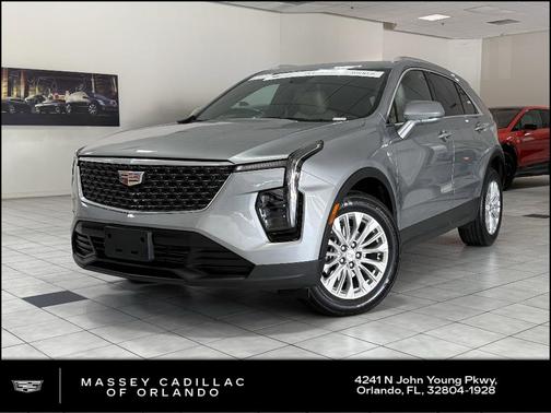 2024 Cadillac XT4 Luxury