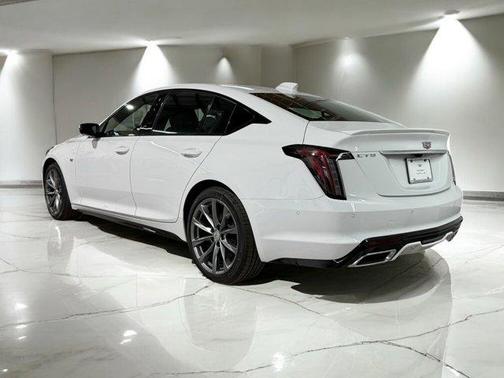 2025 Cadillac CT5 Sport