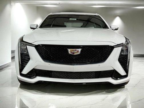 2025 Cadillac CT5 Sport