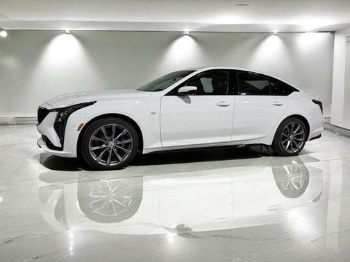 2025 Cadillac CT5 Sport