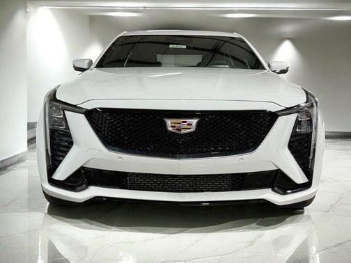 2025 Cadillac CT5 Sport
