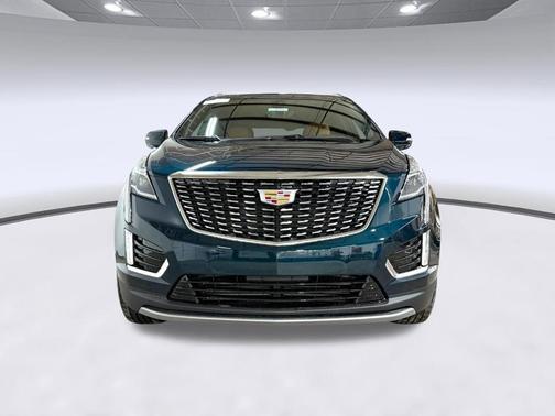 Emerald Lake Metallic 2026 Cadillac XT5 Premium Luxury