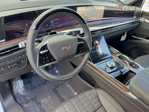 Vibrant White Tricoat 2027 Cadillac Escalade Sport Platinum
