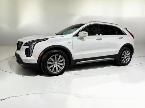2021 Cadillac XT4 Premium Luxury