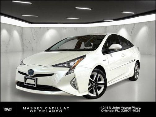 2016 Toyota Prius Three Touring