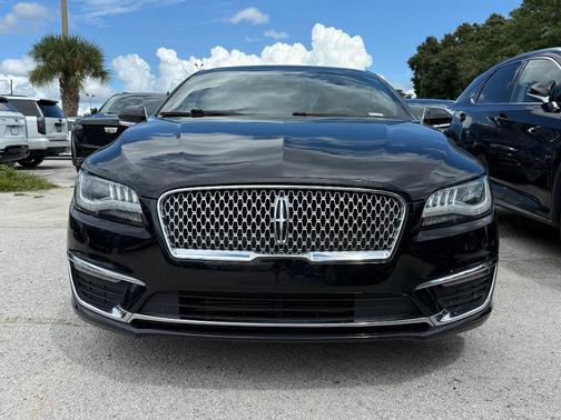 2017 Lincoln MKZ Premiere