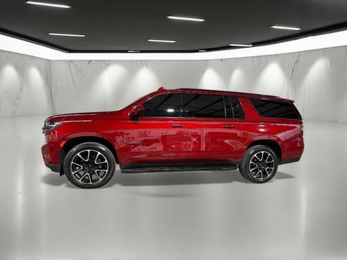 2021 Chevrolet Suburban RST